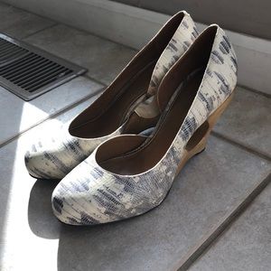 Cream and Black wooden wedged heel